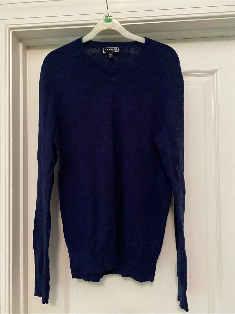 Express Men’s Navy V-Neck Sweater